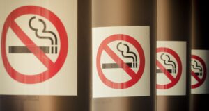 Запрет курения - РИА Новости, 1920, 08.04.2026