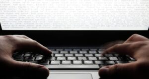 Работа за компьютером - РИА Новости, 1920, 09.04.2026