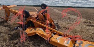 Публикуем первые фото с места крушения Аэропракта-22 в Омской области.