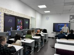 Четырнадцать школьников пострадали от отравления природным газом на экскурсии в Омской области. Семь