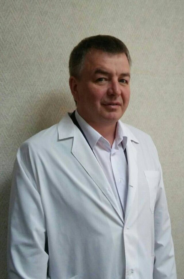 Главврача подмосковной психиатрической больницы, который брал взятки у пациентов, арестовали. Главврача подмосковной психиатрической больницы, который брал взятки у пациентов, арестовали.