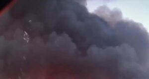 Крупный пожар произошёл в Дмитровском округе Подмосковья.