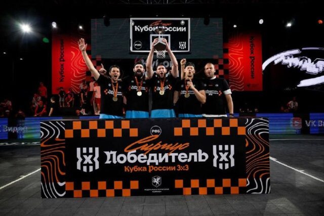 Баскетбольная команда «Бионорд Про» попала в серьезное ДТП в Челябинской области.