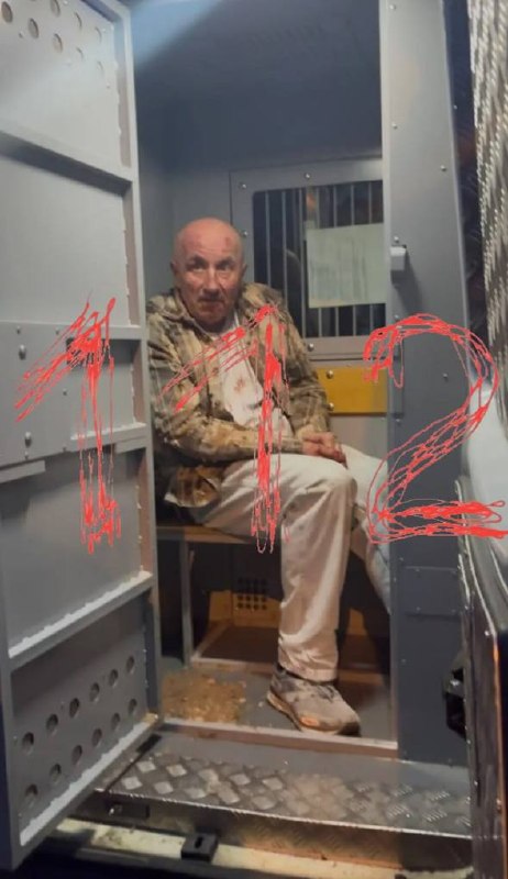 публикует момент нападения на байкера в столице.