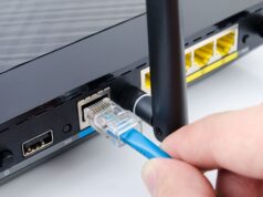 Телевизоры, роутеры и модемы чаще всего ломаются после удара молнии Wi-fi роутер - РИА Новости, 1920, 21.05.2026