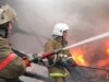 В поселке Волна Темрюкского района Кубани продолжают тушить пожар на предприятии Сотрудники МЧС по Краснодарскому краю - РИА Новости, 1920, 13.05.2026