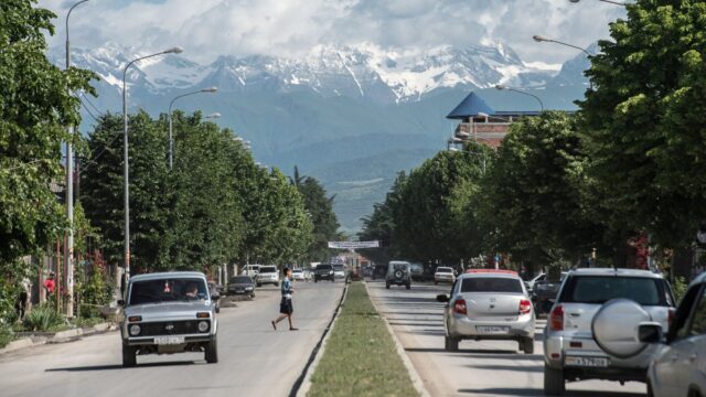 Вид на одну из городских улиц в Цхинвале - РИА Новости, 1920, 22.05.2026