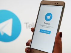 Мессенджер Telegram на экране телефона - РИА Новости, 1920, 05.05.2026