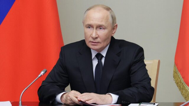 Путин: неонацисты из Киева нанесли террористический удар по общежитию в ЛНР Президент России Владимир Путин - РИА Новости, 1920, 22.05.2026