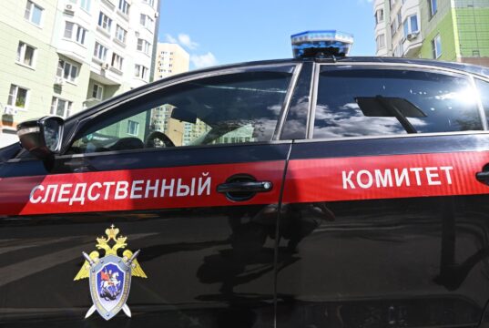 В Москве задержали соучастника убийства девушки, тело которой нашли в диване Автомобиль Следственного комитета РФ - РИА Новости, 1920, 20.05.2026