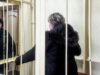 Обвиняемая в похищении девятилетней девочки в Смоленске не признает вину Обвиняемая в похищении девочки в Смоленске сожительница (справа) в Заднепровский районный суд Смоленска - РИА Новости, 1920, 15.05.2026