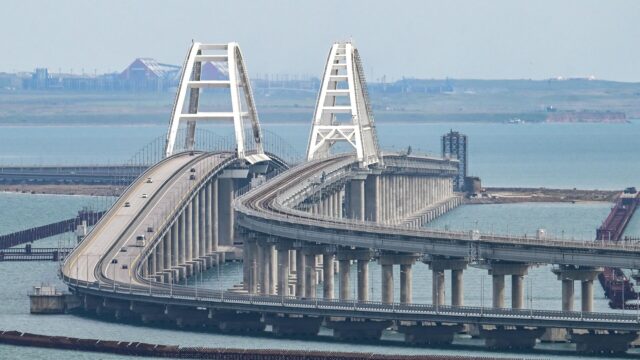 Вид на Крымский мост через Керченский пролив - РИА Новости, 1920, 18.05.2026