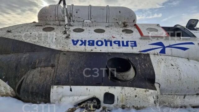 Последствия жесткой посадки вертолета МИ-8Т в Республике Коми - РИА Новости, 1920, 01.05.2026