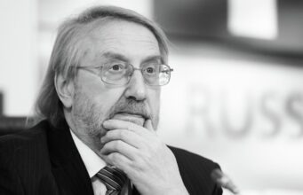 Прощание с академиком РАН Покровским пройдет 23 мая на Троекуровском кладбище Вадим Покровский - РИА Новости, 1920, 20.05.2026