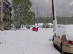 Сугробы после снегопада в Солнечном районе Хабаровского края - РИА Новости, 1920, 30.05.2026