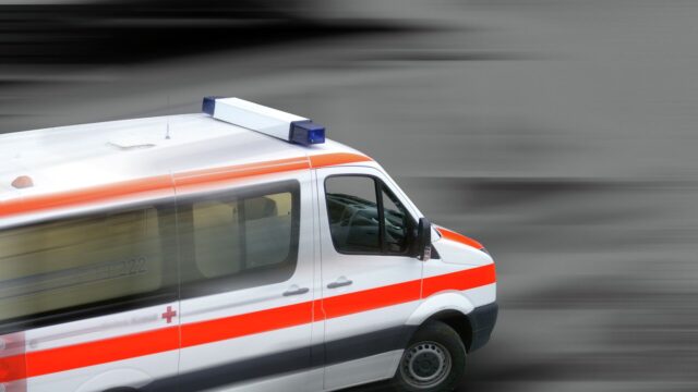 В Белгородской области при атаке БПЛА пострадали пять человек Скорая помощь - РИА Новости, 1920, 09.05.2026