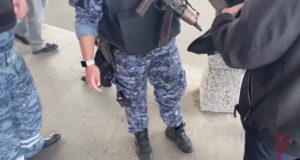 В Зеленограде Росгвардейцы задержали мужчину подшофе, который кидался на врачей с ножом и плоскогубц