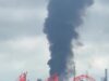 Пожар произошел на Тюменском нефтеперерабатывающем заводе.