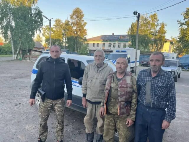Мужчины, уплывшие за черемшой в Иркутской области, найдены живыми. Почти пять суток они провели в та Мужчины, уплывшие за черемшой в Иркутской области, найдены живыми. Почти пять суток они провели в та