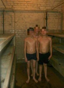 Детдом потребовал уничтожить книгу бывшего воспитанника, который рассказал о своём детстве за его ст