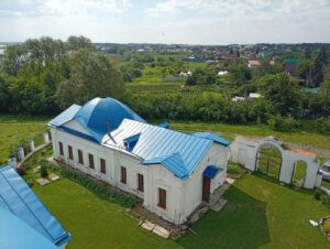 Ураган разрушил храм в Челябинской области.