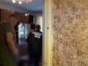Двух сестер нашли зарезанными в квартире в Петербурге.