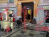 Пожар произошел в жилом доме в центре Москвы. Одна женщина скончалась.