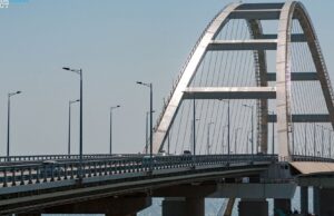 Движение автотранспорта по Крымскому мосту возобновили через час Крымский мост - РИА Новости, 1920, 25.06.2026