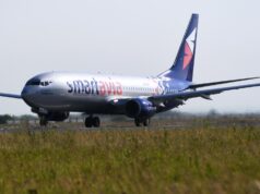 Незапланированная посадка самолета Smartavia в Сочи прошла штатно Самолет авиакомпании Smartavia - РИА Новости, 1920, 17.06.2026
