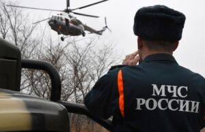 Сотрудник МЧС России - РИА Новости, 1920, 22.06.2026