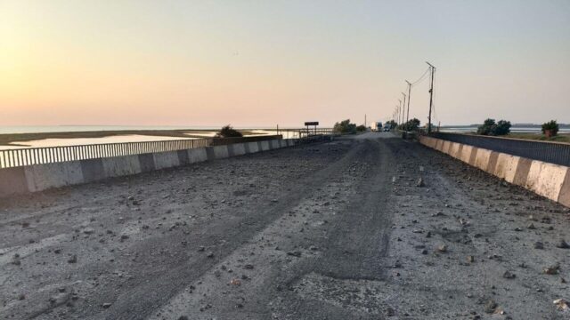 Сальдо: ВСУ атаковали мосты в Херсонской области Повреждения моста на административной границе между Херсонской областью и Крымом после обстрела со стороны ВСУ - РИА Новости, 1920, 13.06.2026