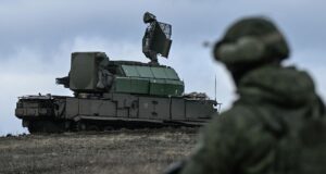 Боевая работа расчета зенитно-ракетного комплекса Тор-М1 - РИА Новости, 1920, 17.06.2026