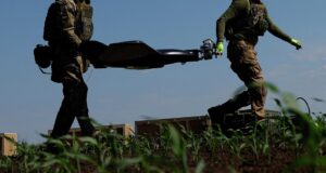 Украинские военные с беспилотником - РИА Новости, 1920, 11.06.2026