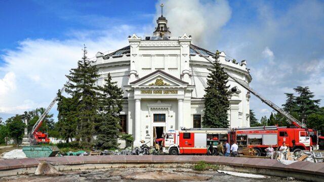 Последствия пожара в здании музея-панорамы в Севастополе после атаки ВСУ - РИА Новости, 1920, 10.06.2026