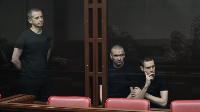 Граждане Украины, обвиняемые в покушении на убийство губернатора Херсонской области Владимира Сальдо, в суде в Ростове-на-Дону - РИА Новости, 1920, 18.06.2026