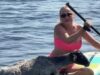 Жительница Перми на сапборде спасла барахтающегося в воде барана Пермячка на сапборде спасла барана, который тонул в реке - РИА Новости, 1920, 19.06.2026