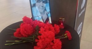 Стихийный мемориал в ТЦ Краснодара, где было совершено нападение - РИА Новости, 1920, 22.06.2026