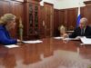 Президент России Владимир Путин и уполномоченный по правам человека в РФ Яна Лантратова во время встречи - РИА Новости, 1920, 29.06.2026