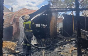 СК возбудил уголовное дело после гибели двух подростков при пожаре в Батайске Последствия пожара в частном доме в городе Батайске Ростовской области - РИА Новости, 1920, 30.06.2026