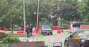 Школьница отдала мошенникам деньги и украшения родителей на 1,5 миллиона рублей после обычного голос