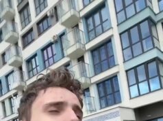 «Я живу в кладовке и пытаюсь стать успешным музыкантом»: 17-летний белорус, которого отец хотел убит