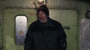 «Главный бомж России» актёр Михаил Орлов устроил ночной дебош в поезде Москва — Пермь.