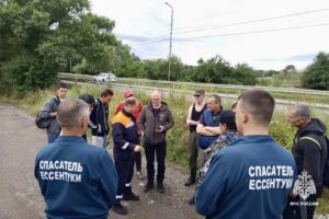 Почти три недели волонтёры и спасатели ищут утонувшую студентку в Ставропольском крае.