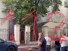 Ещё один пожар в центре Москвы — загорелось здание на территории знаменитой усадьбы Нарышкиных. Ещё один пожар в центре Москвы — загорелось здание на территории знаменитой усадьбы Нарышкиных.