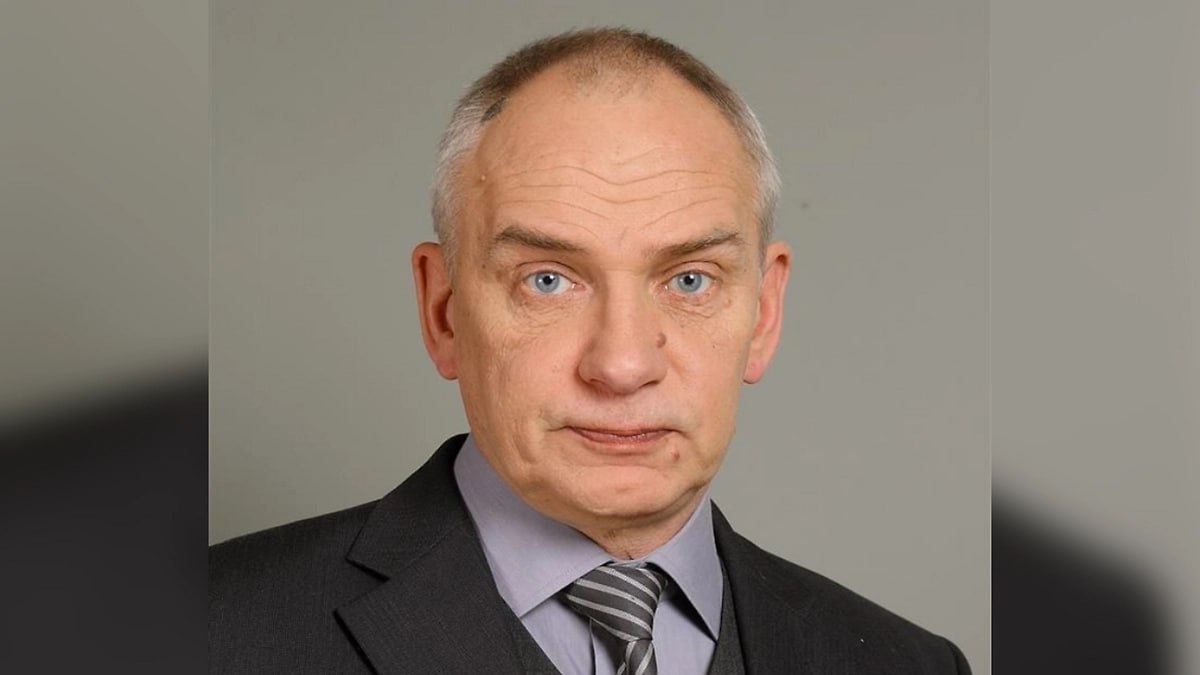 Актёр Дмитрий Поднозов скончался после борьбы с раком. Актёр Дмитрий Поднозов скончался после борьбы с раком.