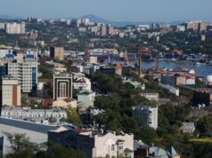 Во Владивостоке устраняют аварию, оставившую без воды 22 тысячи человек Владивосток - РИА Новости, 1920, 27.07.2026