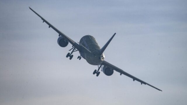 В Шереметьево ввели временные ограничения на прием и выпуск самолетов Самолет - РИА Новости, 1920, 13.07.2026