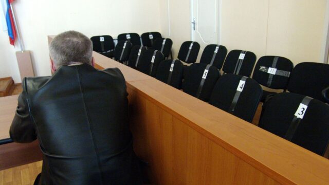 Адвокат Бадамшин обжалует арест блогера Ильи Ремесло Места для присяжных заседателей - РИА Новости, 1920, 17.07.2026