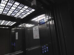 На юго-востоке Москвы лифт упал на рабочего во время ремонта Кабина лифта в жилом доме в Москве - РИА Новости, 1920, 31.07.2026
