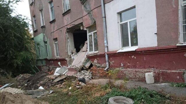 В Саратове повторно обрушилась часть кирпичной кладки аварийного дома Последствия обрушения дома в Саратове - РИА Новости, 1920, 31.07.2026